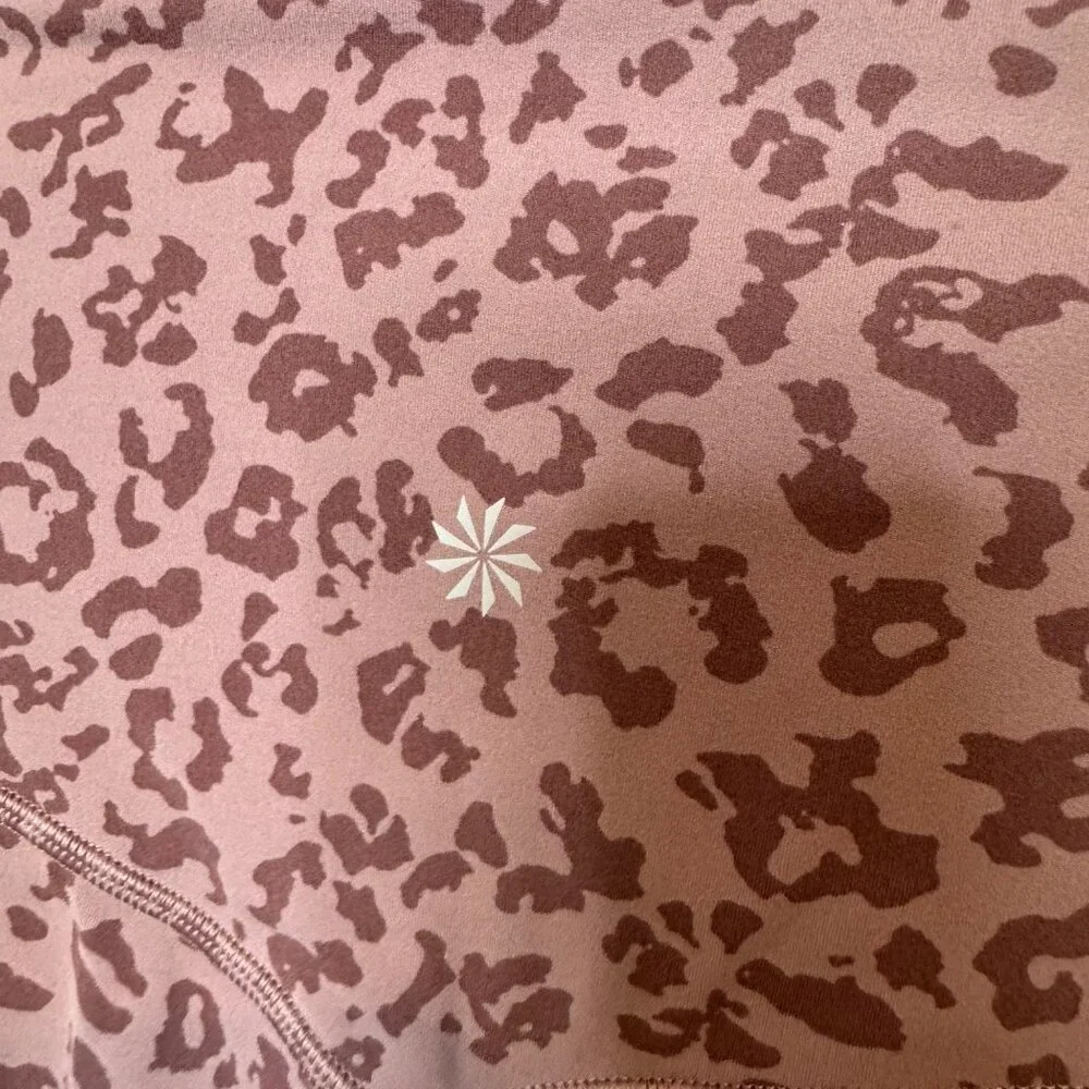 ATHLETA elation ultra high rise tight in mauve leopard size S - Picture 5 of 7